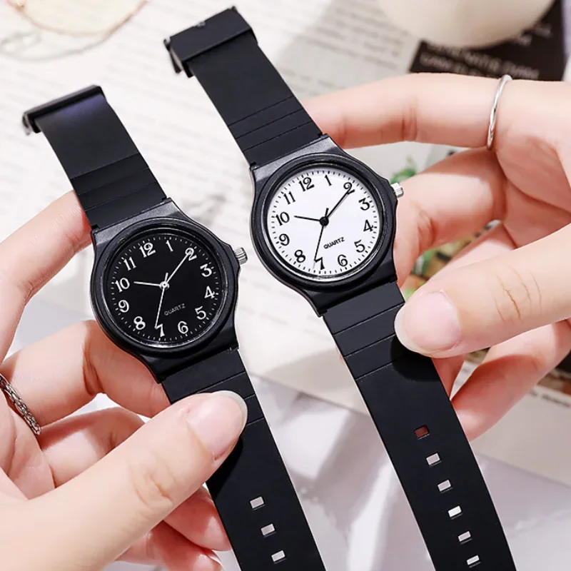 Simple Brand Quartz Watch for  – Minimalist Thin Watch Bewertung und Preis