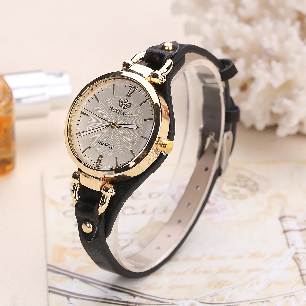 Women's Fashionable Minimalist – Minimalist Thin Watch Bewertung und Preis