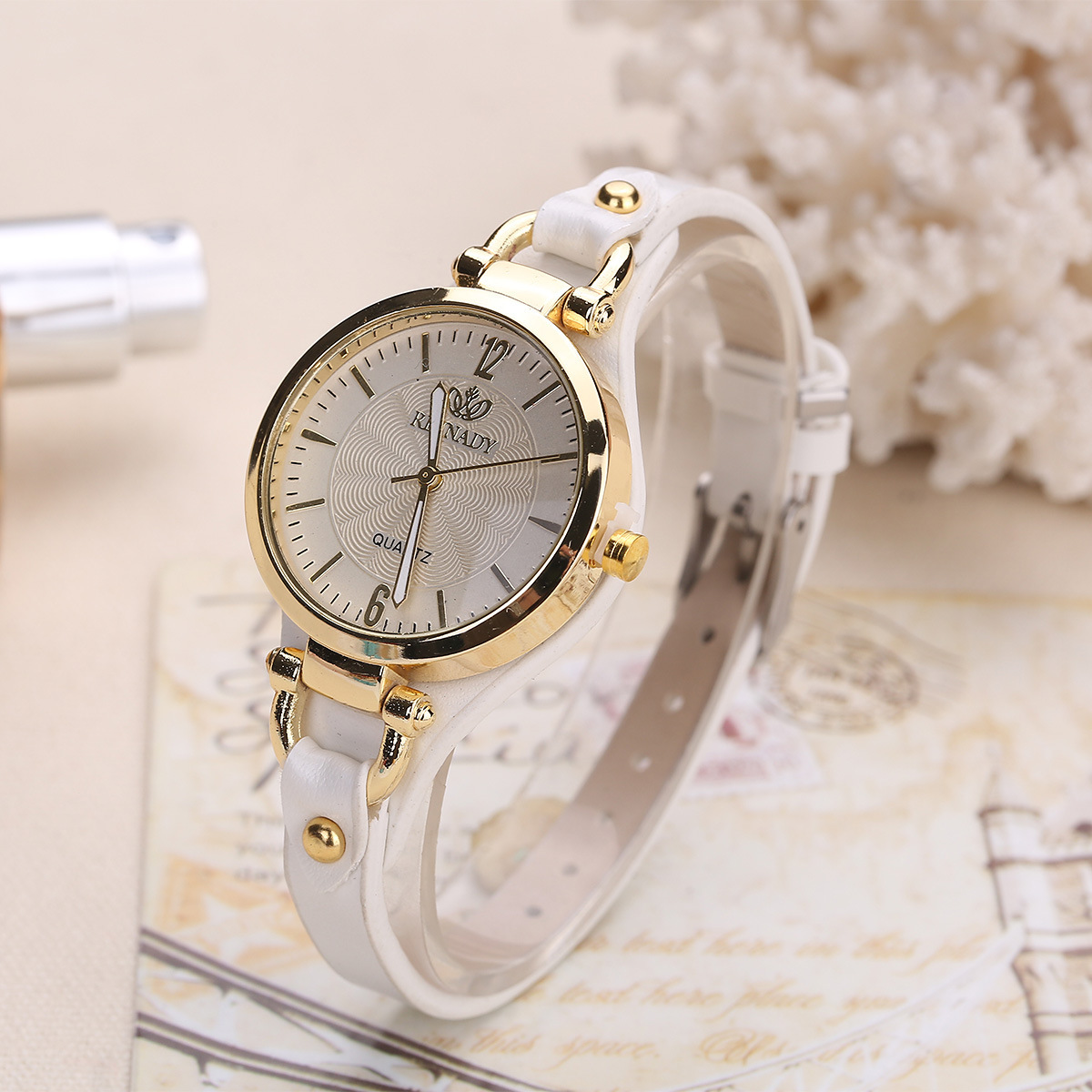Women's Fashionable Minimalist – Minimalist Thin Watch Bewertung und Preis